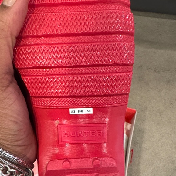 Hunter Fuchsia Glossy Boots - Picture 3 of 4